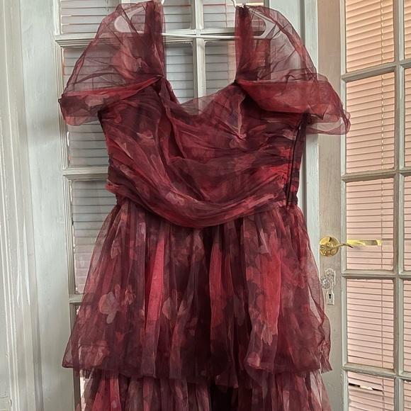 ASOS Curve Red Floral Maxi Dress - Picture 7 of 7